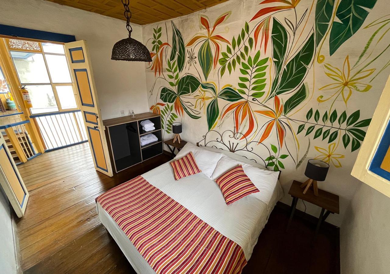 Hostal Ciudad De Segorbe Саленто Екстериор снимка