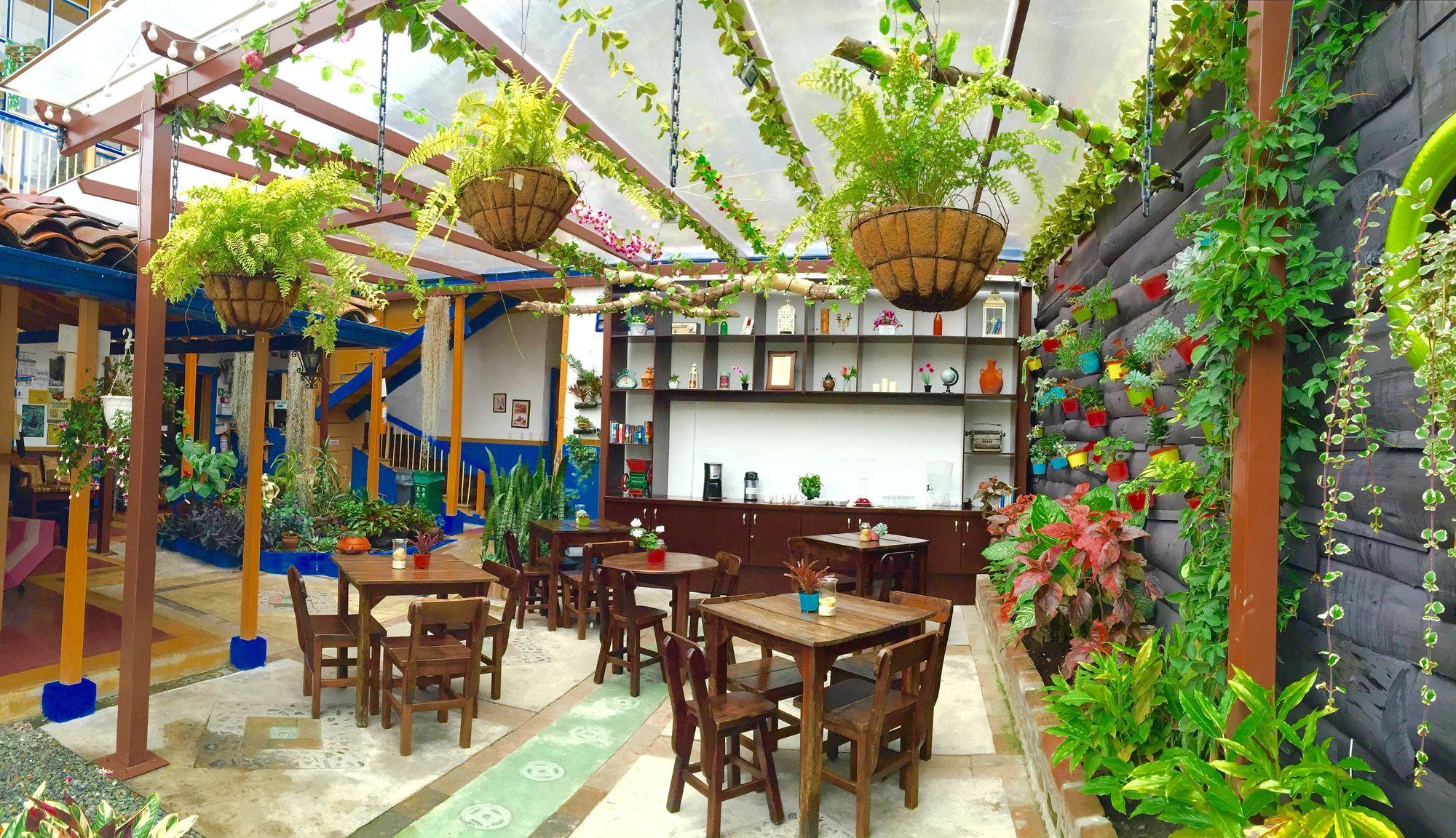 Hostal Ciudad De Segorbe Саленто Екстериор снимка