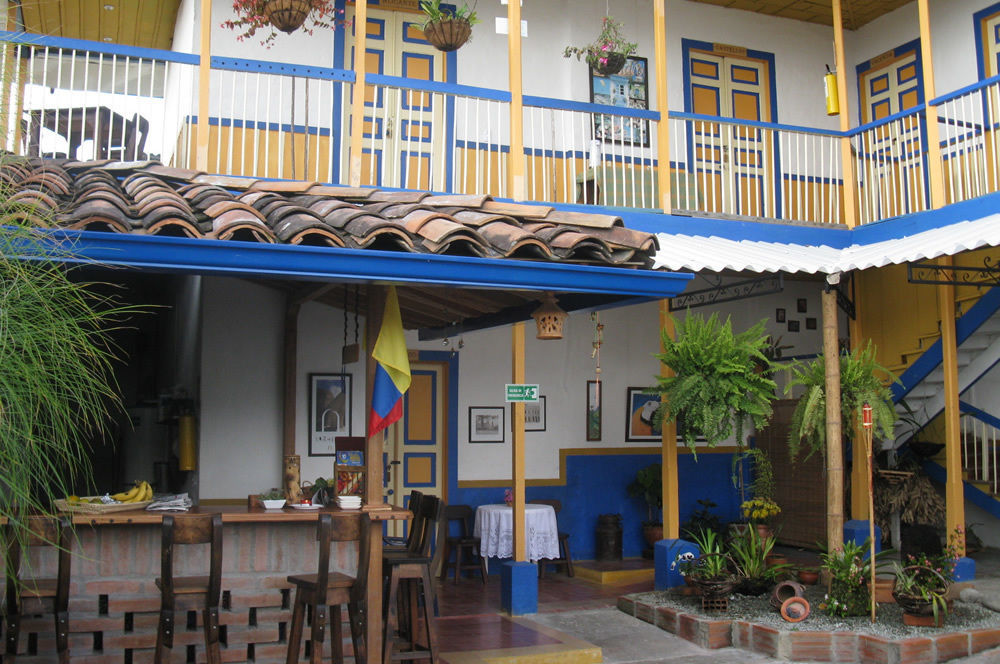 Hostal Ciudad De Segorbe Саленто Екстериор снимка