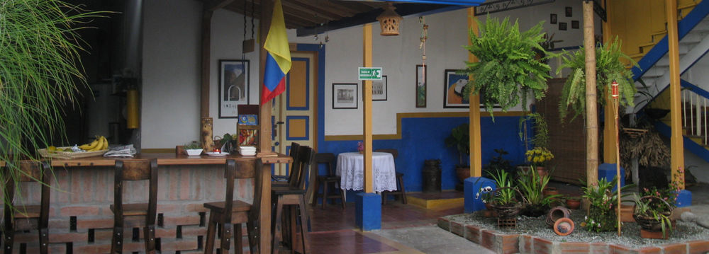 Hostal Ciudad De Segorbe Саленто Екстериор снимка